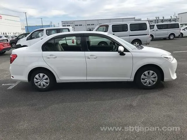 Toyota Corolla Axio X 2015 photo 5