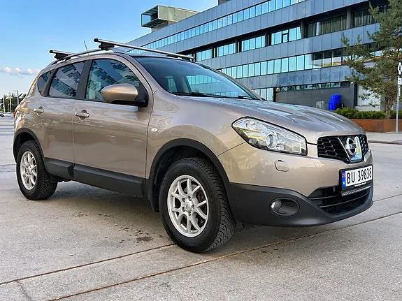 Nissan Qashqai 2010 photo 2