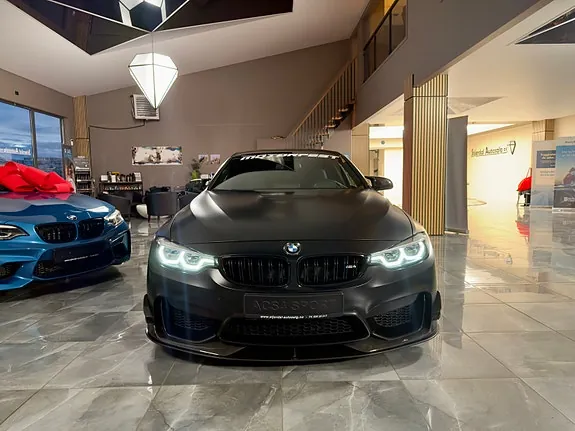 BMW M4 2018 photo 4