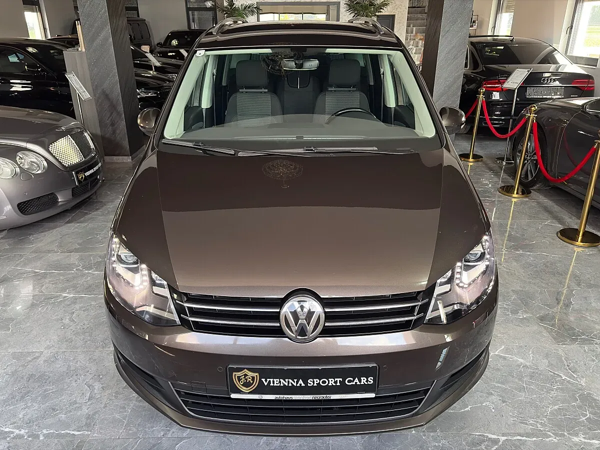 Volkswagen Sharan 2017 photo 2