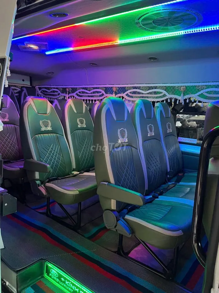 Ford Transit 2023 photo 2