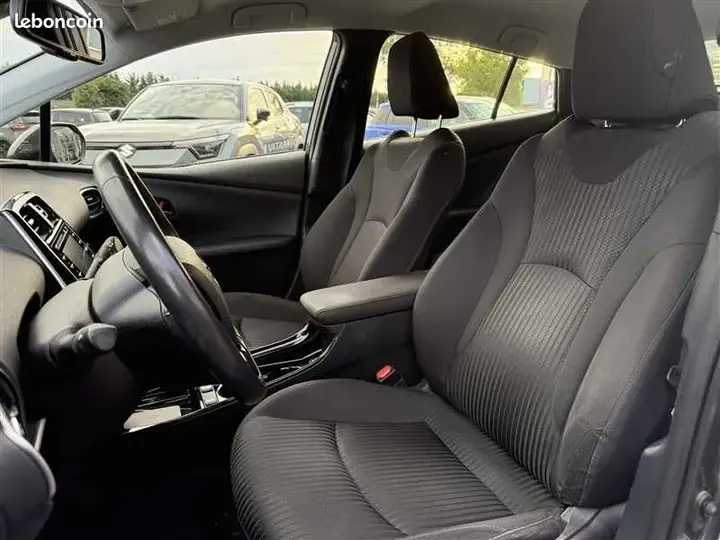 Toyota Prius 2020 photo 5
