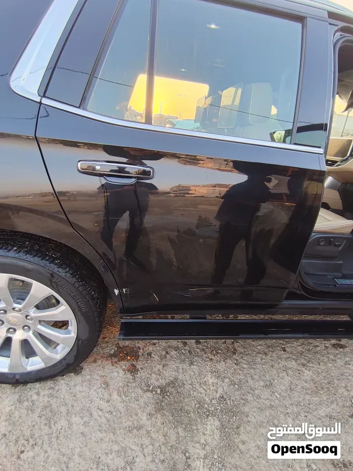 Chevrolet Tahoe 2023 photo 2