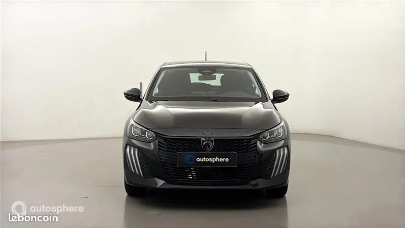Peugeot 208 2025 photo 2