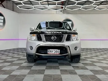 Nissan Navara 2014 photo 3