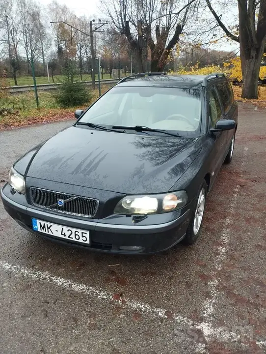 Volvo V70 2004 photo 5