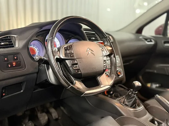 Citroen C4 2012 photo 5