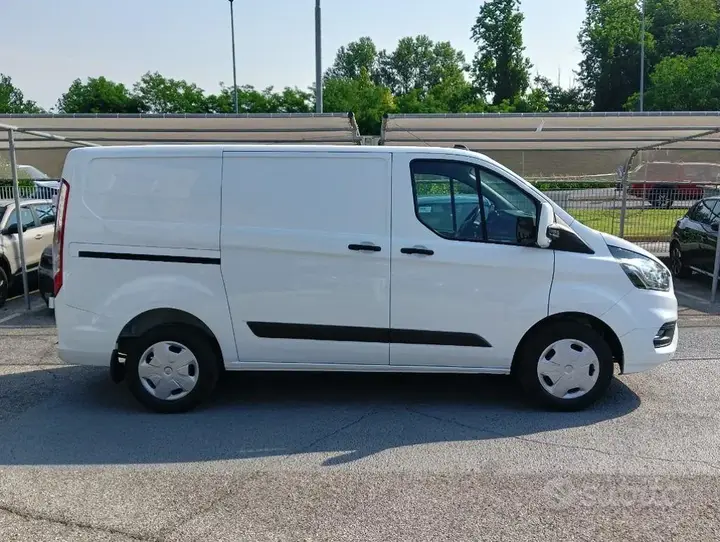 Ford Transit Custom 2023 photo 4