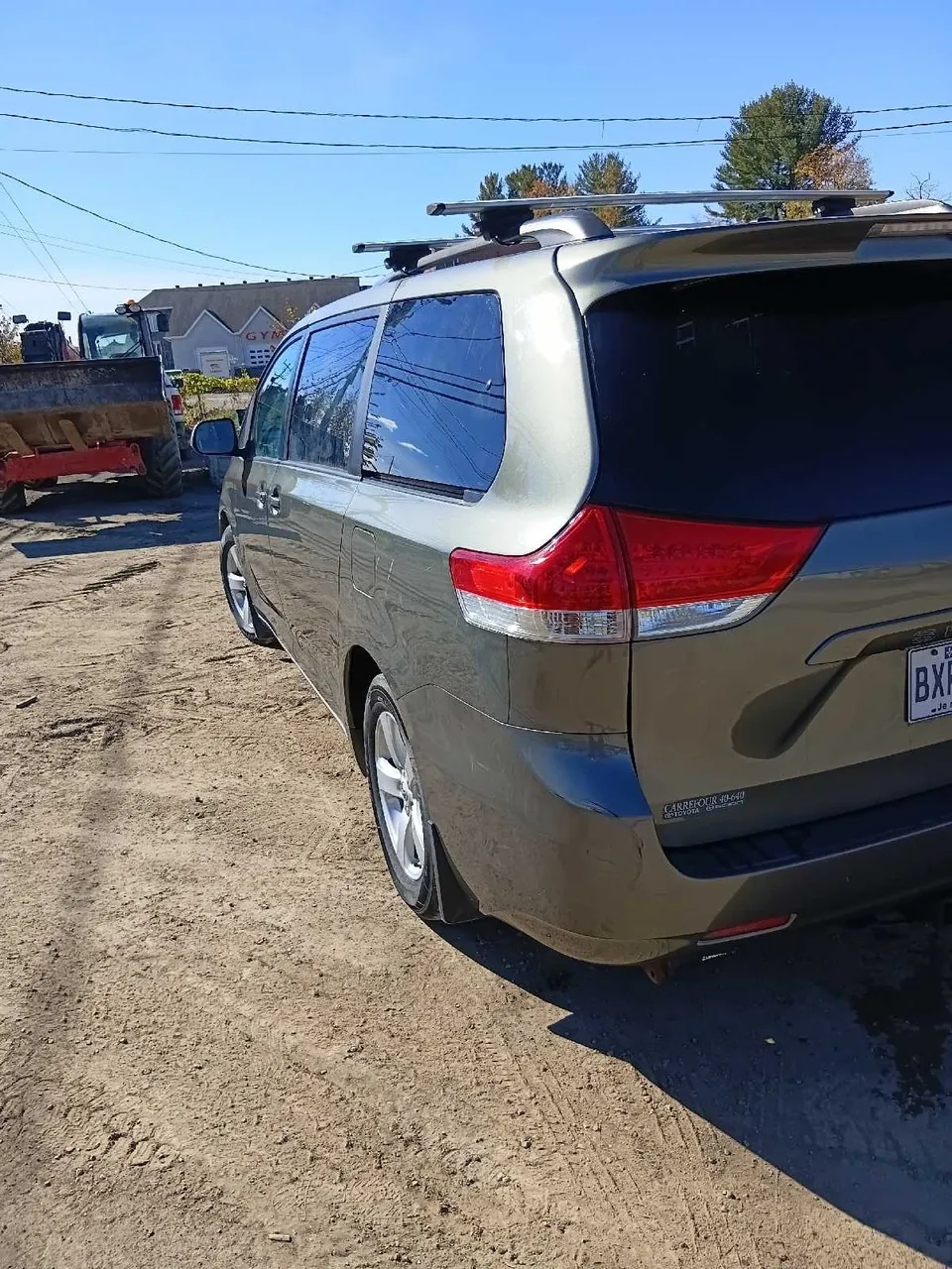 Toyota Sienna 2012 photo 3