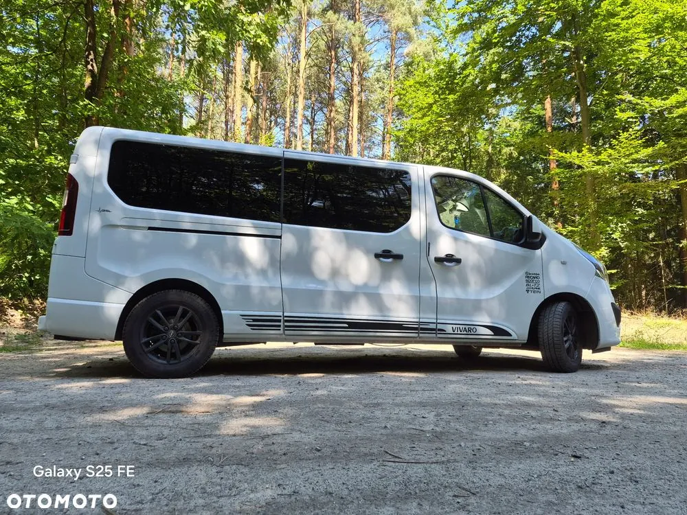 Opel Vivaro 2015 photo 3