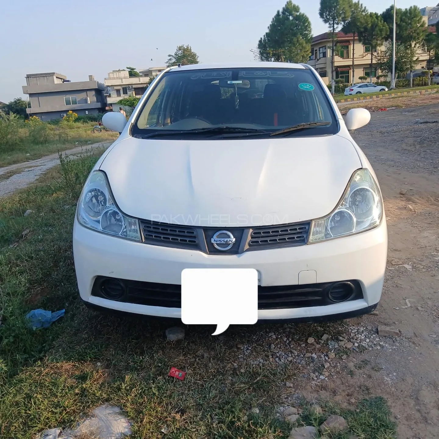 Nissan Ad Van