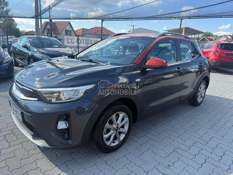 Kia Stonic 2018 photo 4
