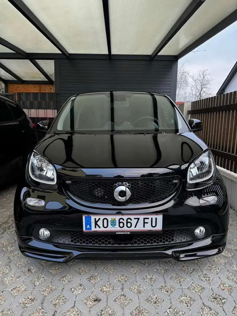 Smart Forfour 2019 photo 3