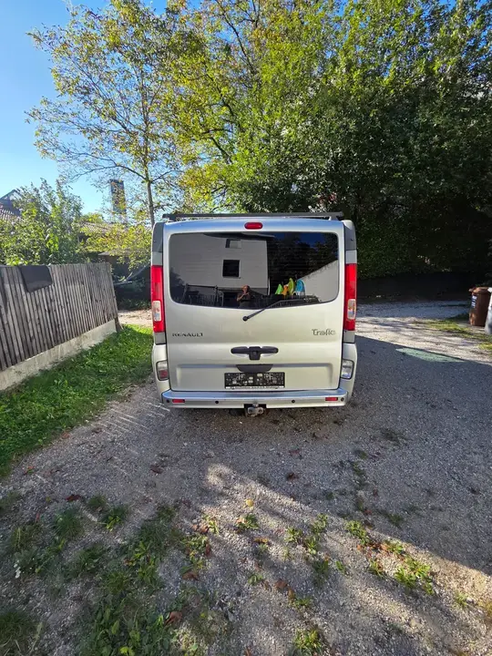 Renault Trafic 2010 photo 3