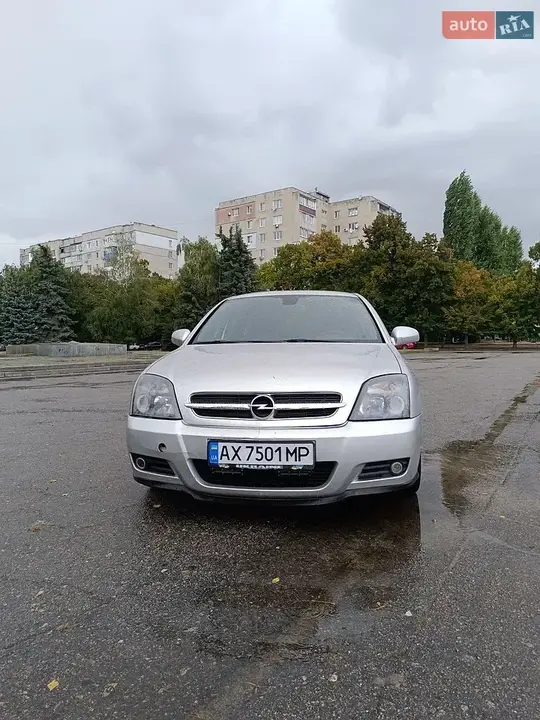 Opel Signum 2004 photo 2