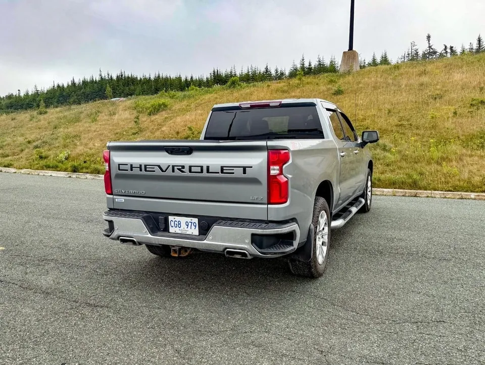 Chevrolet Silverado 1500 2023 photo 5