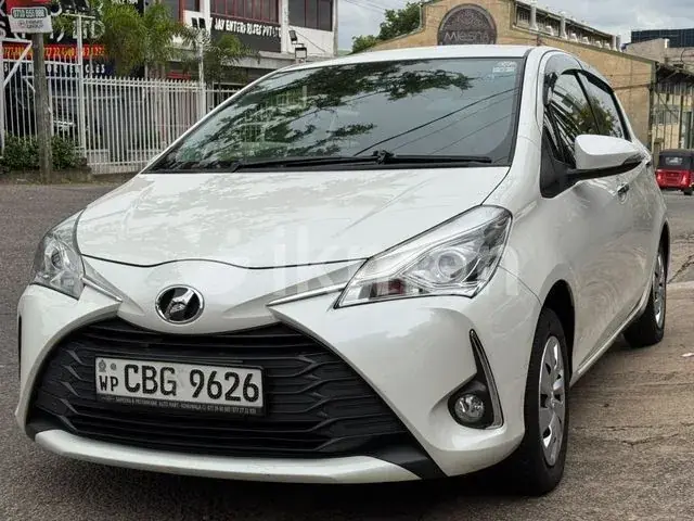 Toyota Vitz 2019 photo 2