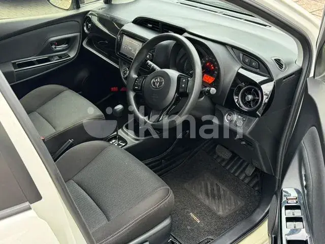 Toyota Vitz 2019 photo 3