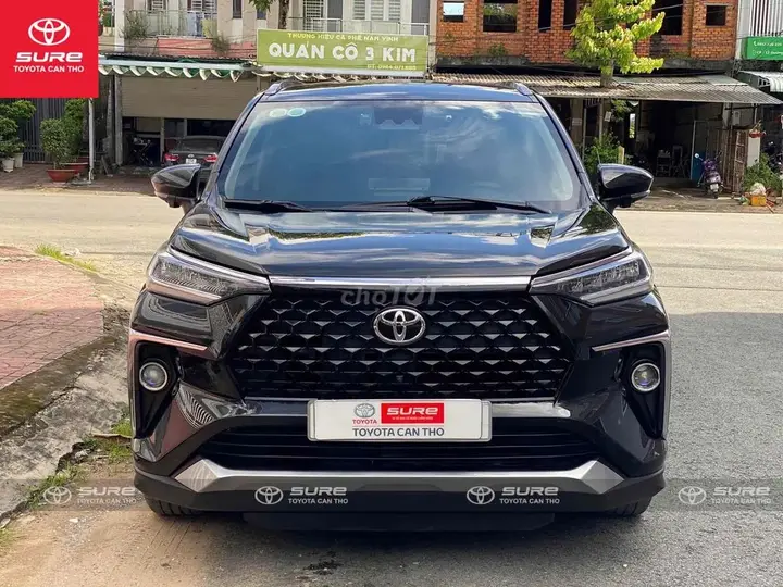 Toyota Veloz Cross