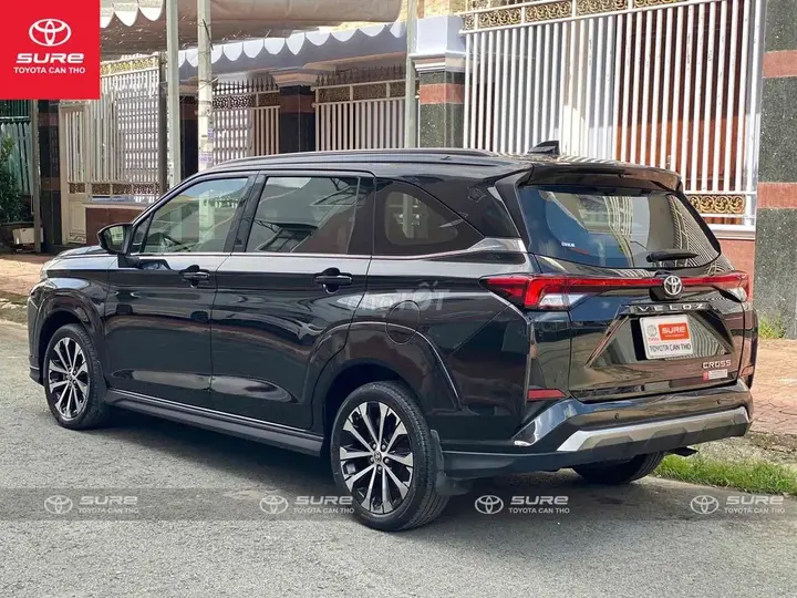 Toyota Veloz Cross 2022 photo 3