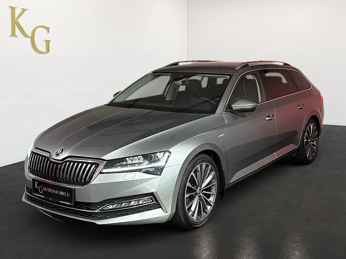 Skoda Superb 2021 photo 2