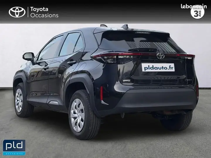 Toyota Yaris Cross 2025 photo 2