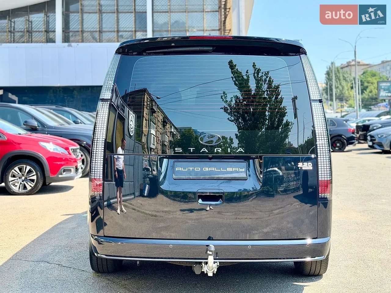 Hyundai Staria 2024 photo 3
