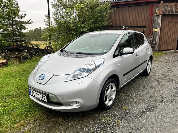 Nissan Leaf 2012 photo 3