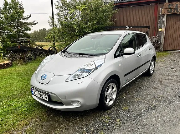Nissan Leaf 2012 photo 4