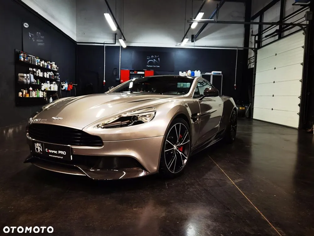 Aston Martin Vanquish