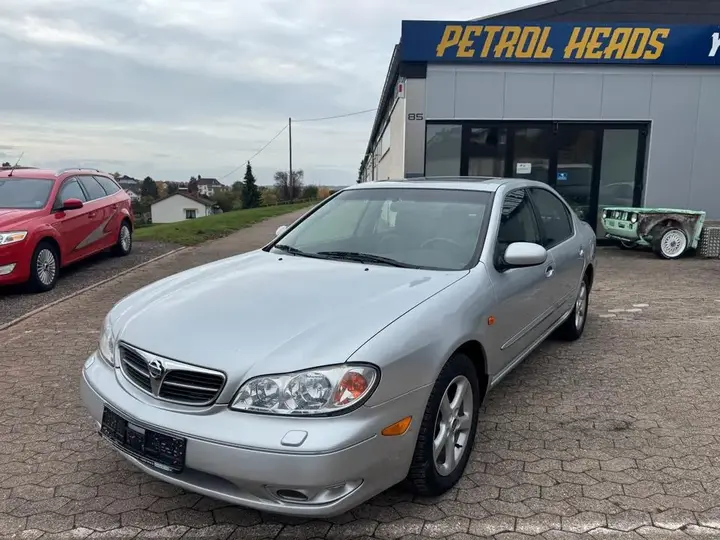 Nissan Maxima