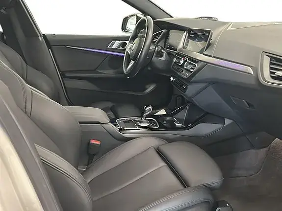 BMW 218I 2022 photo 4