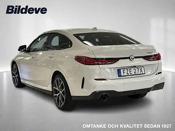 BMW 218I 2022 photo 2