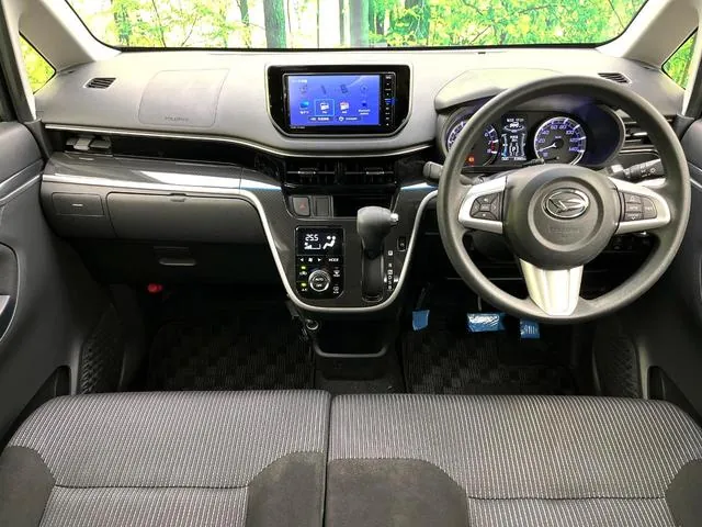 Daihatsu Move 2020 photo 2