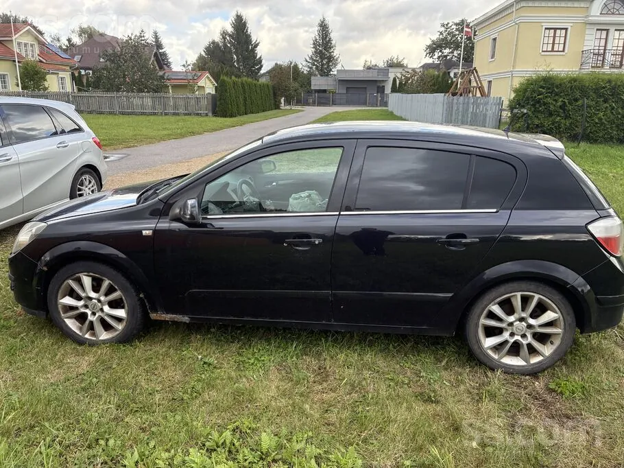 Opel Astra 2006 photo 2