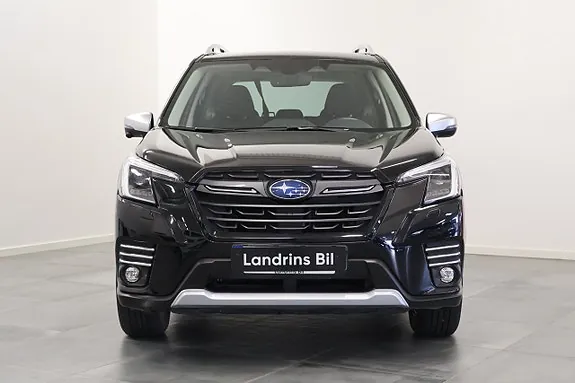 Subaru Forester 2023 photo 2