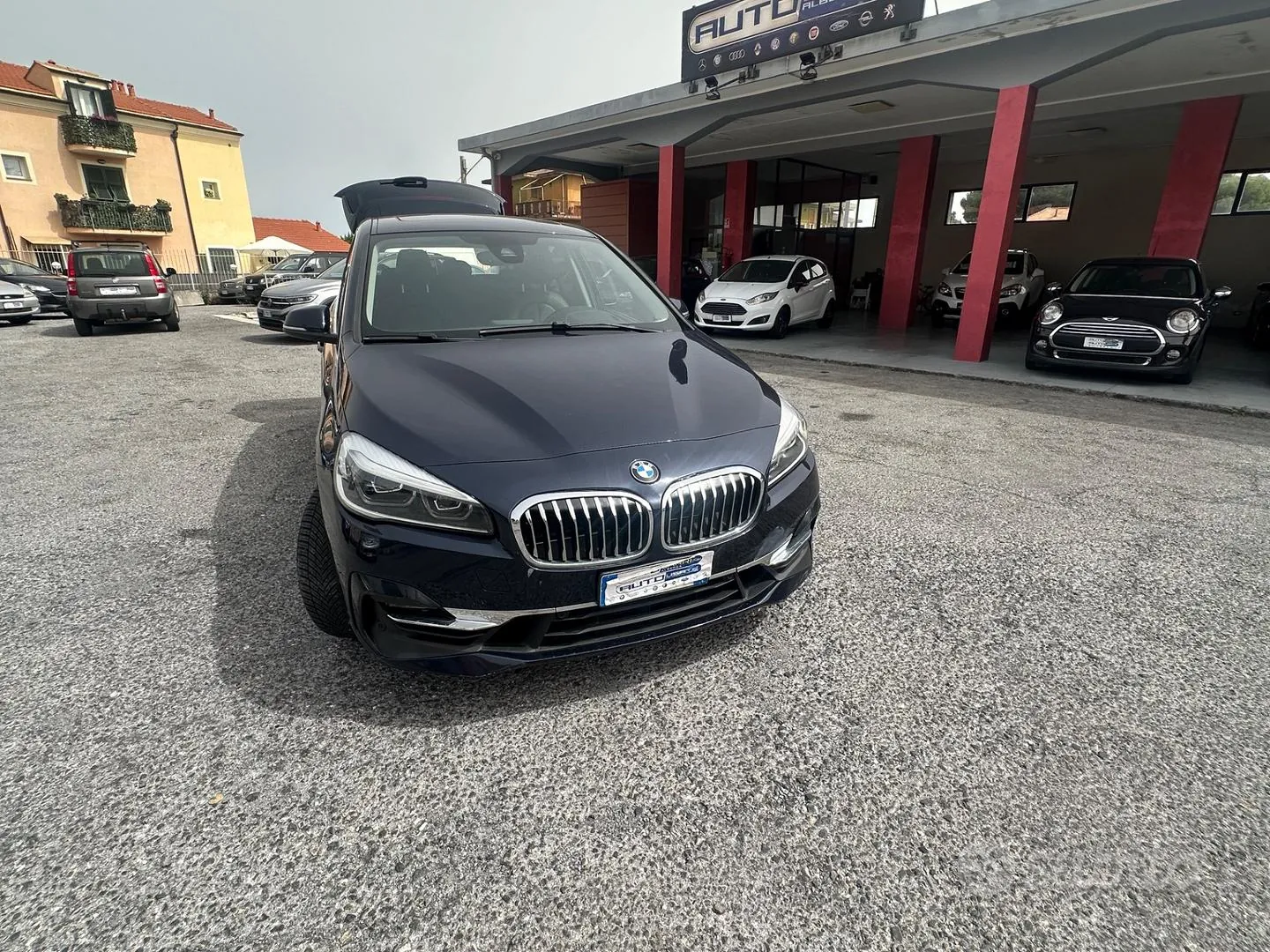 BMW Gran Tourer 2018 photo 2