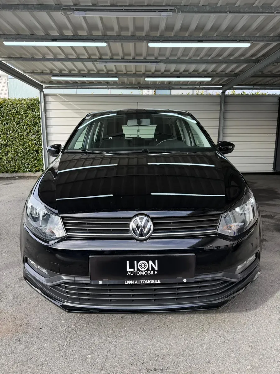 Volkswagen Polo 2017 photo 2
