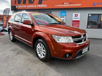 Dodge Journey 2012 photo 3
