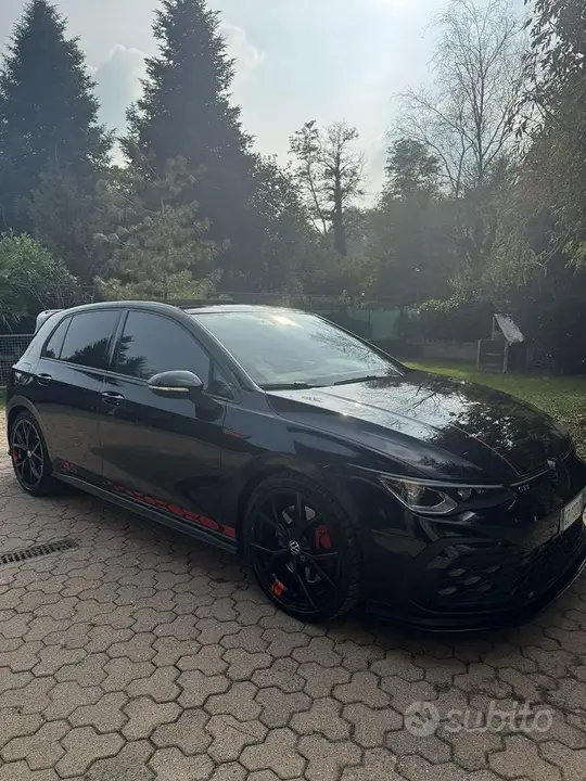 Volkswagen Golf Gti 2023 photo 2