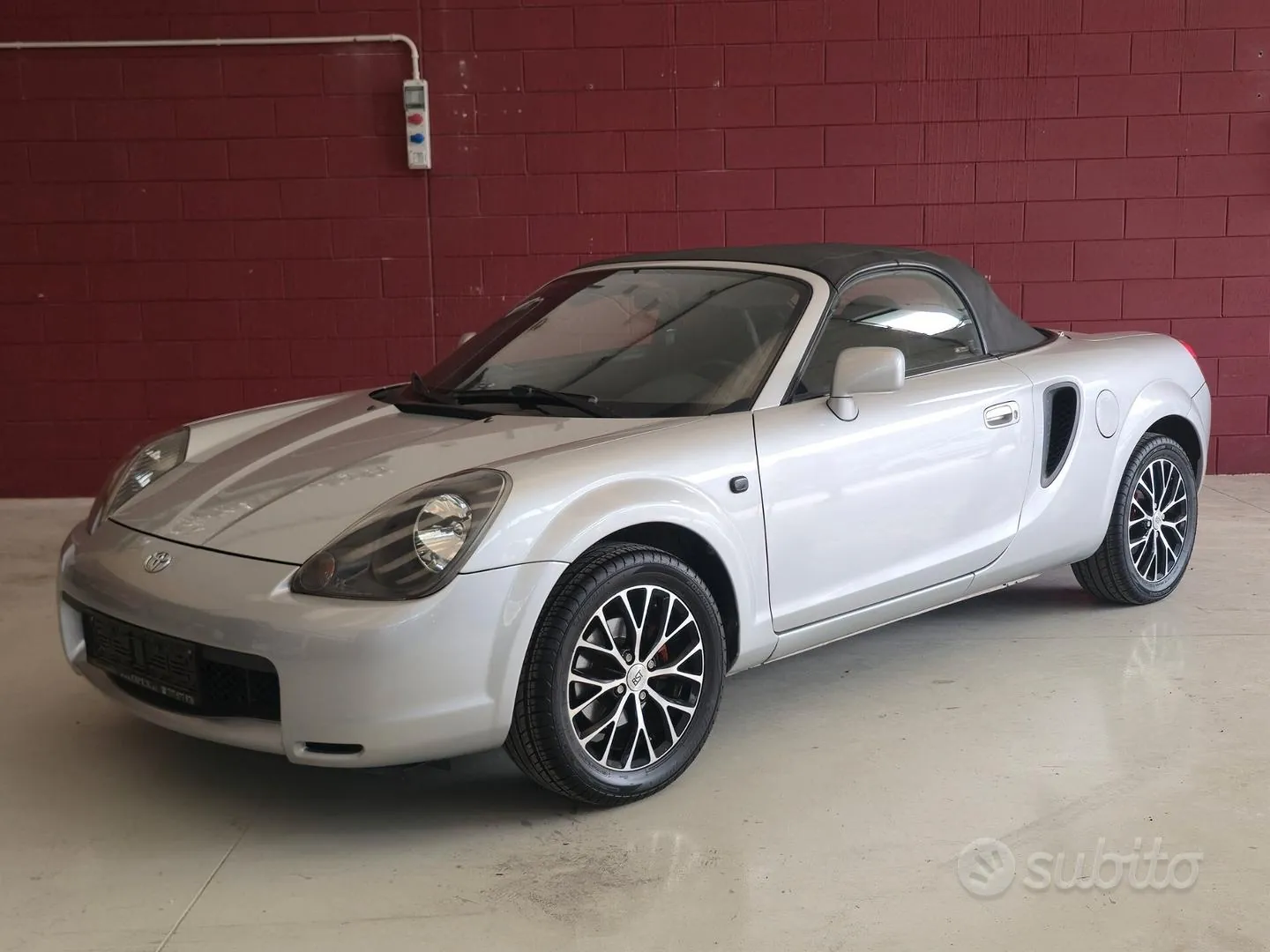 Toyota Mr2