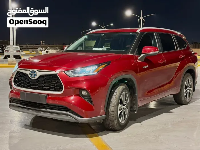Toyota Highlander 2023 photo 2