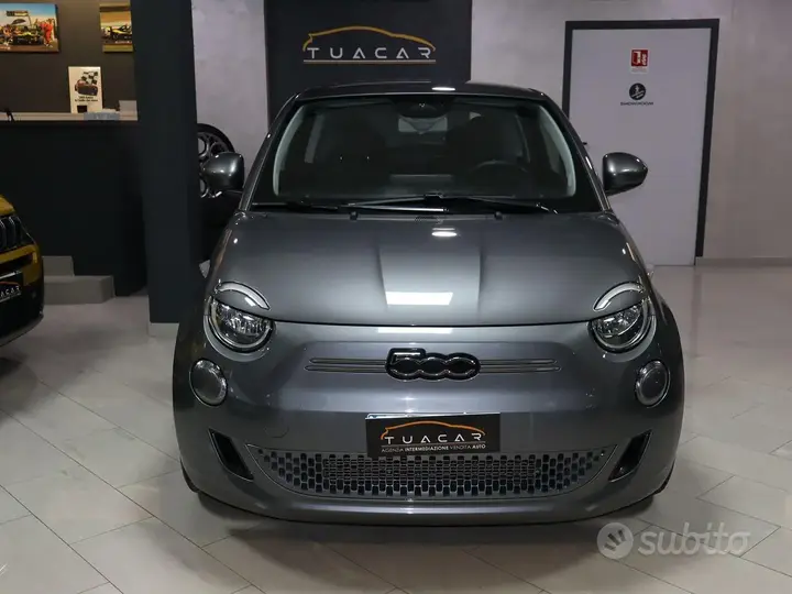 Fiat 500E 2022 photo 2