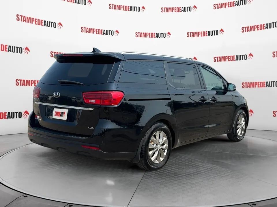 Kia Sedona 2019 photo 5