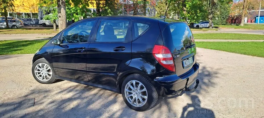 Mercedes-Benz A180 2006 photo 3
