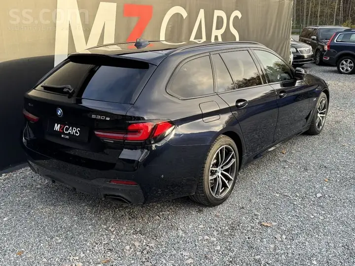 BMW 530E 2022 photo 5