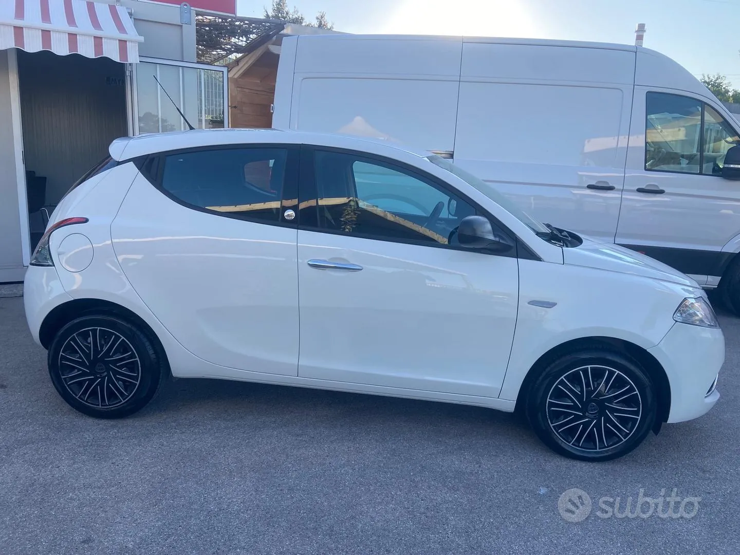 Lancia Ypsilon 2016 photo 4