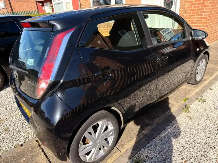 Toyota Aygo 2016 photo 5