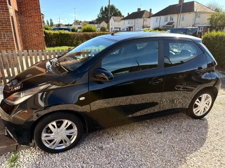 Toyota Aygo 2016 photo 2
