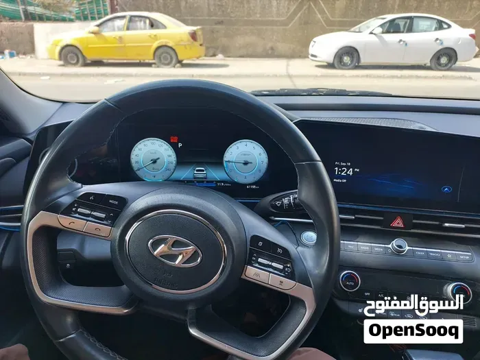Hyundai Elantra 2023 photo 4